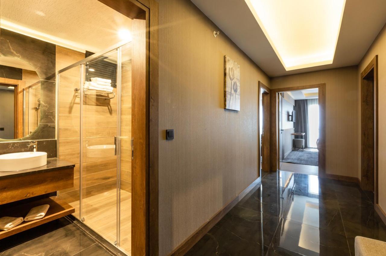 Nehir Otel Pelitli  Екстериор снимка