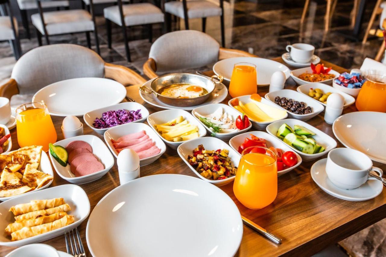 Nehir Otel Pelitli  Екстериор снимка