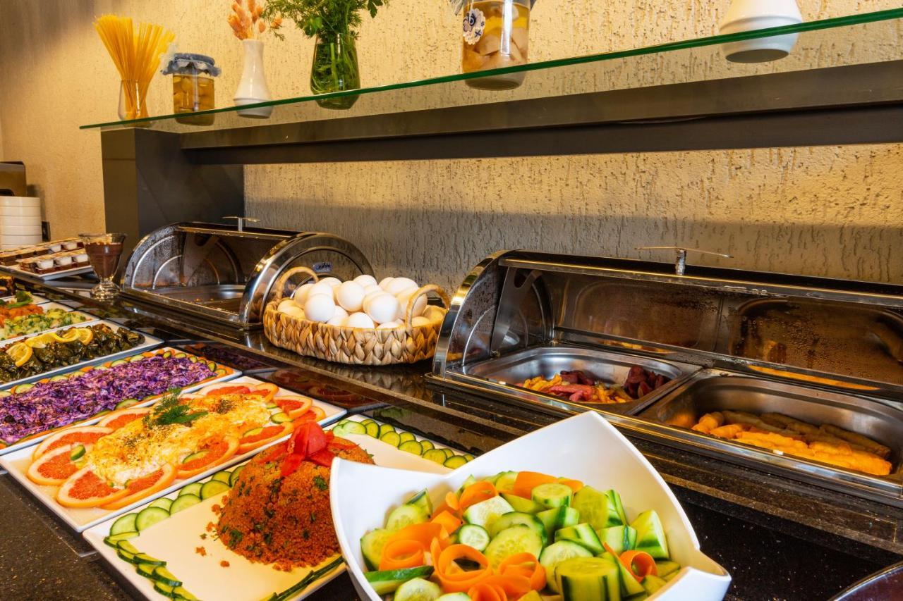 Nehir Otel Pelitli  Екстериор снимка