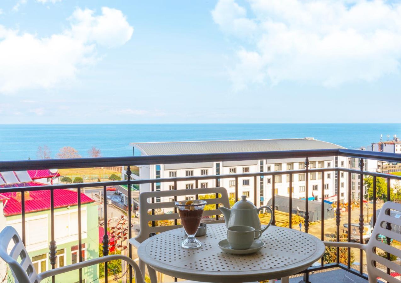 Nehir Otel Pelitli  Екстериор снимка