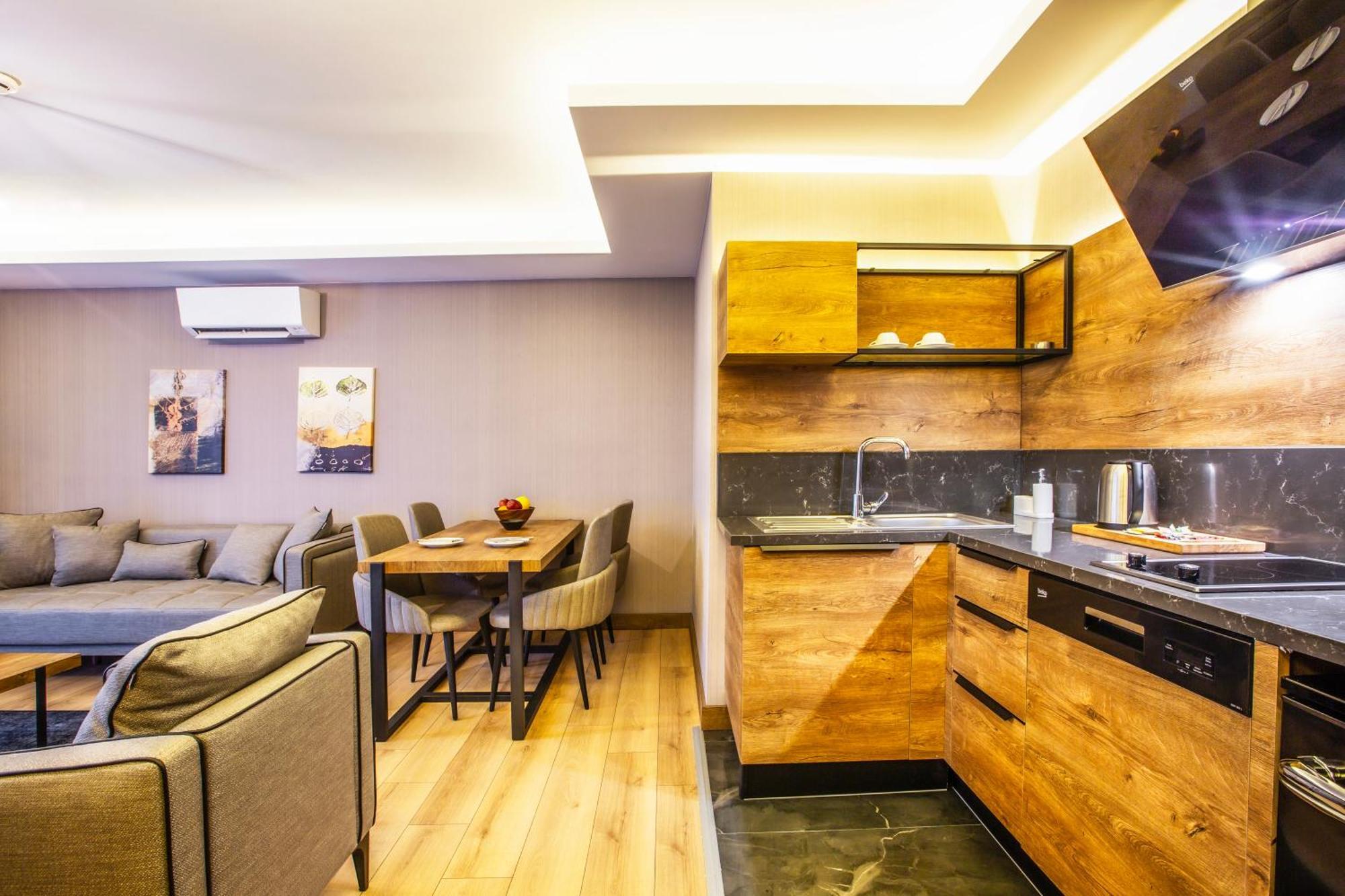 Nehir Otel Pelitli  Екстериор снимка