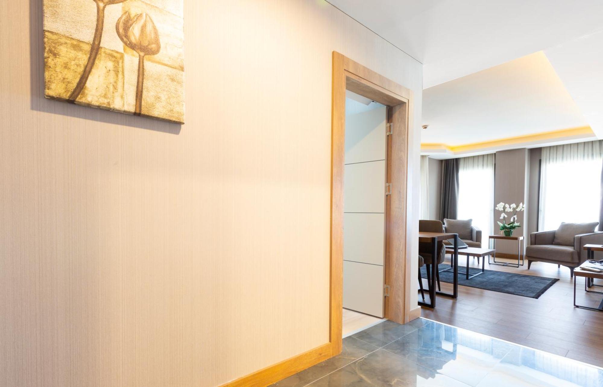 Nehir Otel Pelitli  Екстериор снимка